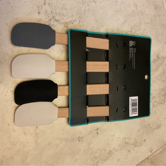 Nightmare Before Christmas, 4 Pk Wooden Handle Silicone Spatula Set, NWT - Picture 4 of 4